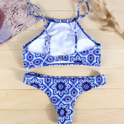 Fashion Blue Print High Neck Two Piece Bikini Set..