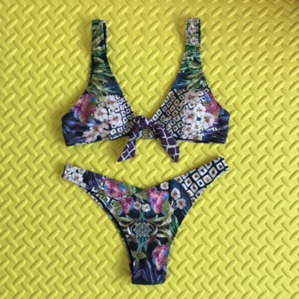 Style Ladies Sexy Print Knotted Swimsuit